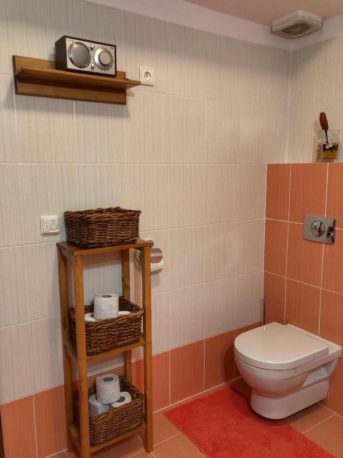 Apartman Renata 10 รูชอมแบรอค ภายนอก รูปภาพ